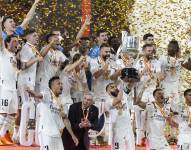 Jugadores del Real Madrid celebrando.