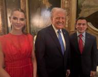 Encuentro entre Daniel Noboa, Donald Trump y Lavinia Valbonesi.