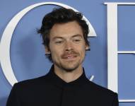 Harry Styles llega al estreno en Los Ángeles de My Policeman en el Regency Bruin Theatre el 1 de noviembre de 2022 en Los Ángeles, California.