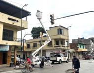 Quejas en Durán y Samborondón por más de 4 horas sin electricidad este domingo 7 de diciembre de 2025.