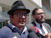 Apawki Castro en los exteriores del Complejo Judicial Norte de Quito.