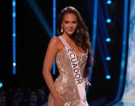 Delary Stoffers en su traje de gala