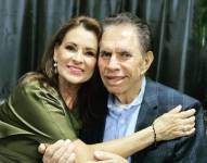 Don Alfonso junto a Teresa Arboleda