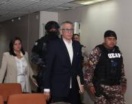 Jorge Glas cumple dos sentencias por corrupción y está recluido en la cárcel de máxima seguridad La Roca, en Guayaquil.