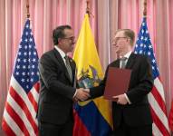 Firma del Convenio de Cooperación para controlar la producción y tráfico de drogas.