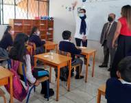 Más de 1 millón 400 mil estudiantes volvieron a clases presenciales en Ecuador