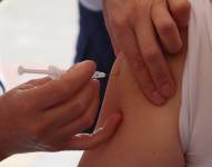 Imagen referencial para graficar la vacunación contra la influenza.