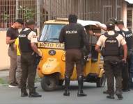 Imagen de una tricimoto en el norte de Guayaquil.