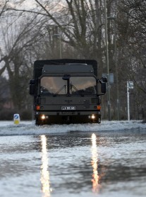 2 muertos en otra noche de temporal en el Reino Unido