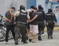 Imagen de personas detenidas.