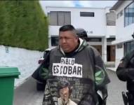 Foto de Ángel Polibio Q., alias Indio, en el momento que fue capturado en Tulcán, Carchi