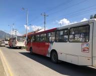 El gremio de transportistas en Cuenca suspendió el servicio por algunos días para llamar la atención de las autoridades.