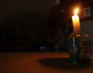 Los apagones de energía provocan incomodidad en las familias ecuatorianas.