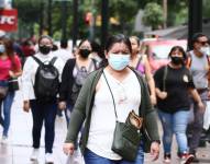 En Guayaquil se dispuso que el uso de la mascarilla es obligatorio, no obstante, el COE Nacional anunció que el uso de este insumo depende de cada ciudadano.