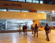 En la madrugada de este jueves, 14 de diciembre, se efectuó un gran operativo, a escala nacional, en contra de la corrupción y narcotráfico.