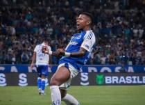 Keny Arroyo, figura ecuatoriana del Cruzeiro.