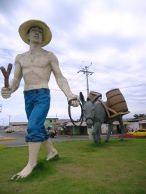 Un recorrido histórico por las calles de Machala