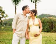 Álex Vizuete y Givanna.