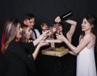 Imagen referencial: Jóvenes adolescentes de 15 años en fiesta.