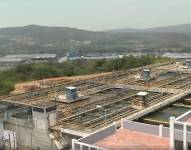 Imagen de la planta La Toma de Interagua, que dota de agua potable en Guayaquil.