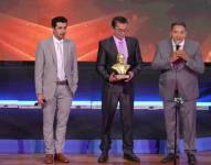 Pablo Yanza, Santiago Ocaña y Hernán Higuera fueron galardonados en los premios Jorge Mantilla.