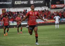 Deportivo Cuenca clasificó a la Copa Sudamericana 2026, tras golear a Emelec.