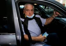 El expresidente de Panamá, Ricardo Martinelli, viajó el 10 de mayo de 2025 al exilio en Colombia, tras pasar más de un año encerrado en la embajada de Nicaragua para evitar cumplir una condena por blanqueo de capitales, informó la Cancillería panameña.