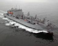 Fotografía de archivo de un buque de abasto de la marina estadounidense.