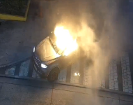 Una cámara del ECU 911, que resultó destruida tras la explosión, registró el inicio del incendio a las 18:30:57.