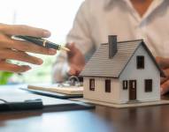 El crédito hipotecario te permite comprar una vivienda por medio de un pago mensual.