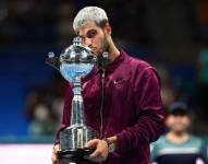 Carlos Alcaraz y su octavo título del año en Tokio