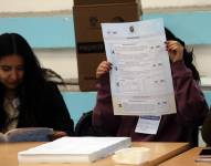 El proceso electoral empezó con el voto asistido.