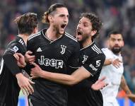 Jugadores de la Juventus celebrando uno de los cuatro goles con los que ganaron.