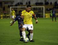 Mario Pineida en el partido entre Barcelona SC contra Cuenca Juniors por los dieciseisavos de final de la Copa Ecuador