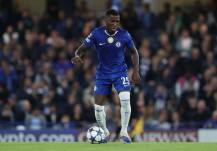 Moisés Caicedo en el partido entre el Chelsea contra el Benfica por la Champions League