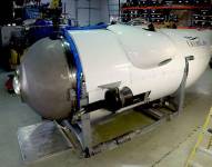 Titán fue diseñado para llevar a cinco personas a unas profundidades de 4.000 metros bajo el mar.