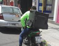 Los servicios de entrega con motorizados se han establecido en el centro, sur y norte de Quito.