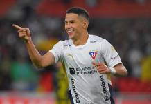 Álex Arce celebra un gol con Liga de Quito por la LigaPro