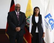 Primer encuentro entre Arthur Brown y la fiscal Diana Salazar.