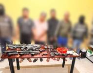 Los detenidos guardaban armas que son de uso privativo de las fuerzas del orden.