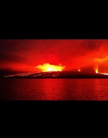 Volcán Sierra Negra en Galápagos reduce actividad pero continúa en erupción