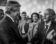 Guillermo Lasso saluda con Rodrigo Borja.