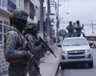 Un joven de 19 años murió durante operativo militar en Santa Elena, según la Policía.