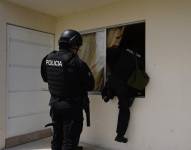 Imagen referencial. Foto de marzo de 2025 de una intervención en una vivienda del noroeste de Guayaquil.