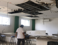 Yadira Blakman, subsecretaria zonal de Educación reconoce que hay serios daños en la infraestructura escolar de su jurisdicción.