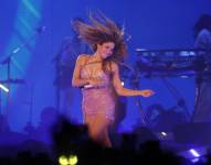 BOG400. BOGOTÁ (COLOMBIA), 28/02/2025.- Fotografía del 26 de febrero de 2025 que muestra a la cantante colombiana Shakira durante su concierto en Bogotá (Colombia). La cantante colombiana Shakira se despidió este viernes de su país tras vivir unas noches inolvidables en las que dio cuatro conciertos, dos en Barranquilla y dos en Bogotá, y prometió que irá pronto a Medellín, donde tuvo que cancelar su presentación del lunes pasado por problemas logísticos, para darle a esa ciudad el show más especial de su vida. EFE/ Mauricio Dueñas Castañeda