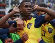 El defensa de la selección de Ecuador y del Santos Laguna Félix Torres