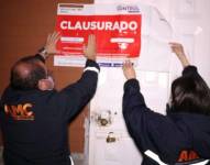 Las autoridades públicas clausuraron sitios en la capital ante las aglomeraciones.