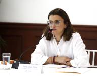 María José Pinto durante una reunión en Guayaquil.