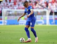 Francia clasificó como segundo a los octavos de final de la Eurocopa.